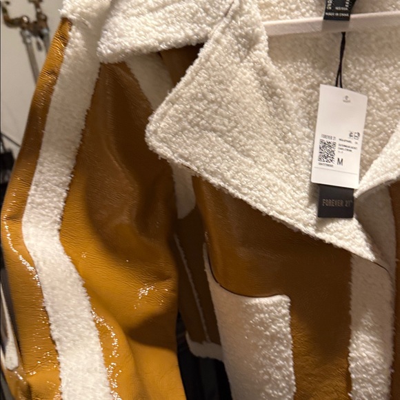 Forever 21 Tan and Cream Textured Jacket - Picture 5 of 5